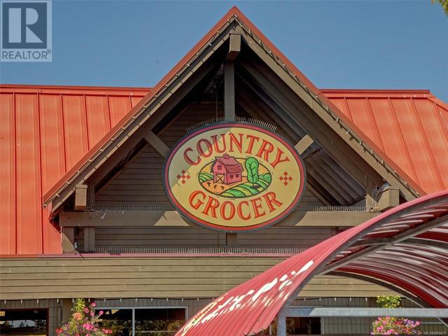 Country Grocer at the Royal Oak Shopping Centre | Image 32