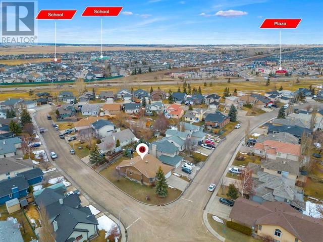 300 Lakeside Greens Crescent, House detached with 4 bedrooms, 3 bathrooms and 4 parking in Chestermere AB | Image 3
