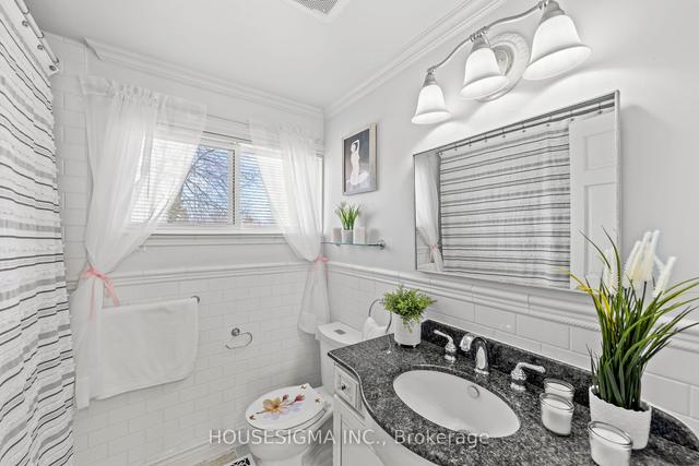 917 Harding St, House detached with 4 bedrooms, 3 bathrooms and 2 parking in Whitby ON | Image 19