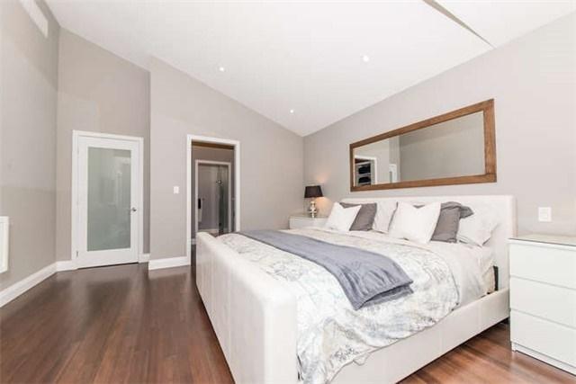 717 Hillview Cres, House detached with 3 bedrooms, 2 bathrooms and 2 parking in Pickering ON | Image 11