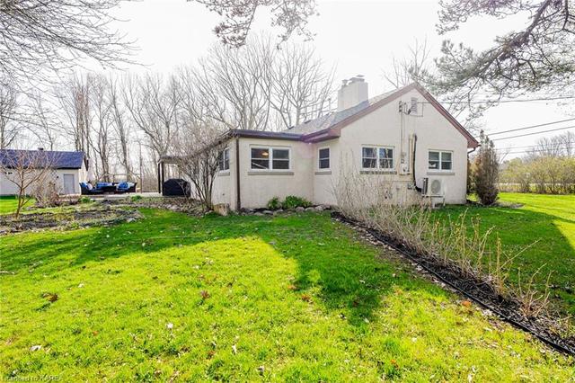 1212 Highway 2, House detached with 3 bedrooms, 2 bathrooms and 6 parking in Kingston ON | Image 42