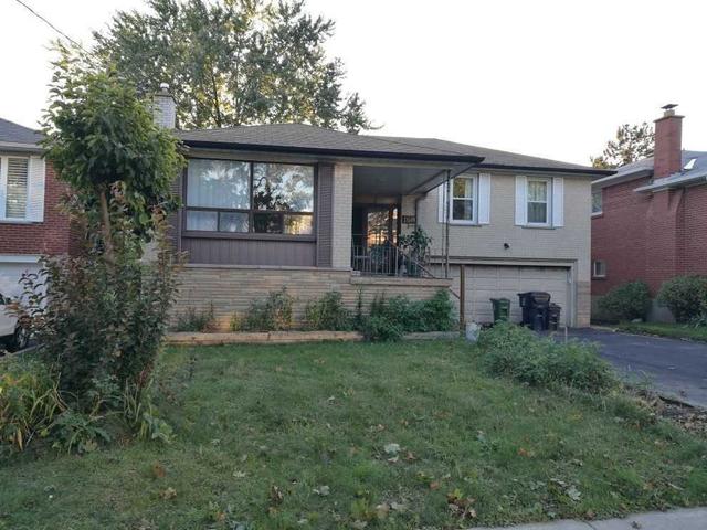 160 Brian Dr, House detached with 2 bedrooms, 2 bathrooms and 2 parking in Toronto ON | Image 1