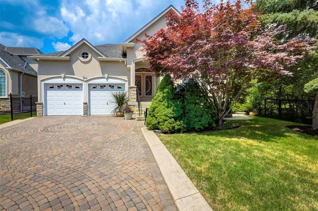 24 Queensborough Crt, House detached with 3 bedrooms, 3 bathrooms and 6 parking in Richmond Hill ON | Image 1