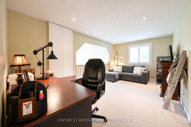 2 - 10 Zimmerman Dr, Condo with 3 bedrooms, 3 bathrooms and 2 parking in Caledon ON | Image 11