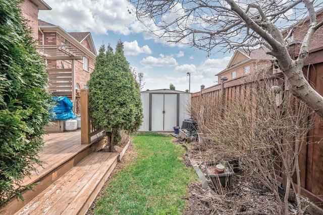 31 Baylawn Circ, House detached with 4 bedrooms, 3 bathrooms and 6 parking in Brampton ON | Image 19
