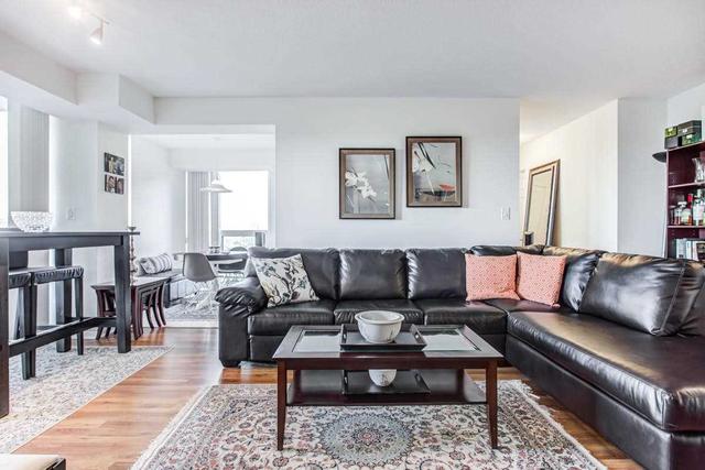 1806 - 35 Hollywood Ave, Condo with 2 bedrooms, 2 bathrooms and 1 parking in Toronto ON | Image 8