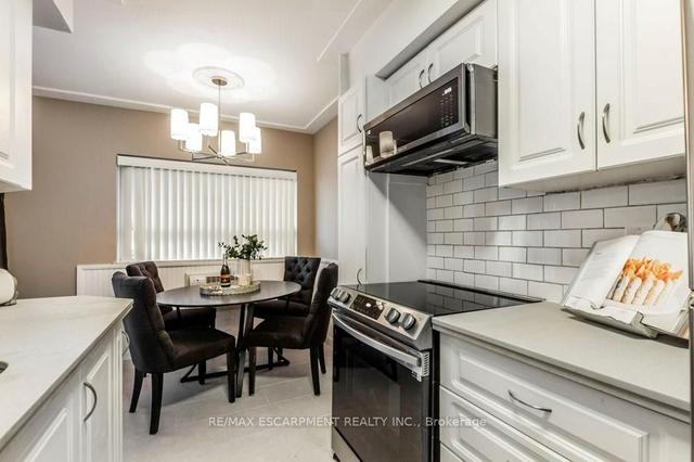 411 - 11 Woodman Dr S, Condo with 1 bedrooms, 1 bathrooms and 1 parking in Hamilton ON | Image 6