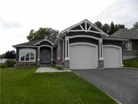 8 Thompson Cres, House detached with 3 bedrooms, 5 bathrooms and 4 parking in Brighton ON | Image 1