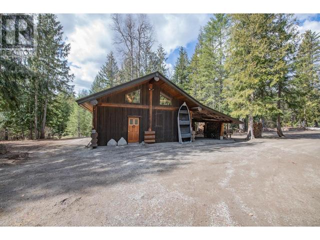 1195 & 1153 Sugar Lake Road, House detached with 2 bedrooms, 2 bathrooms and 25 parking in North Okanagan E BC | Image 55