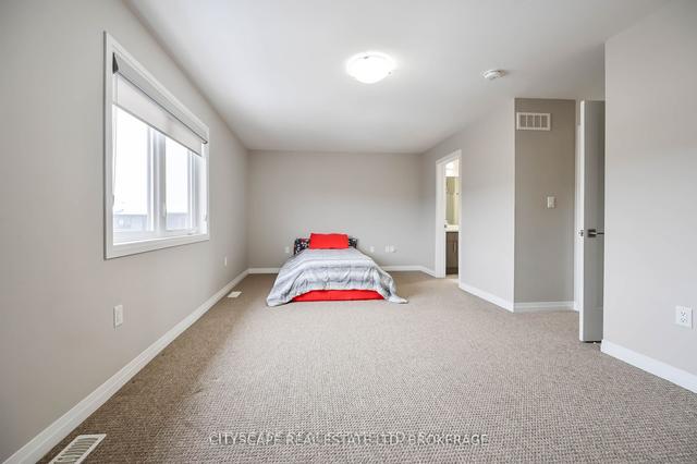 113 Columbus Gate N, House attached with 3 bedrooms, 4 bathrooms and 2 parking in Hamilton ON | Image 11