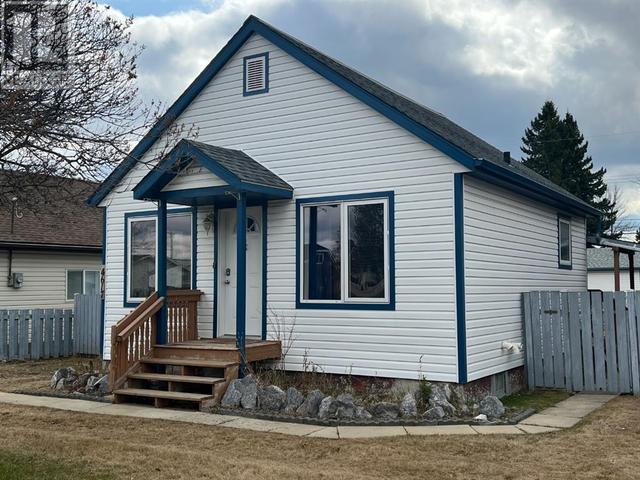 4617 6 Avenue, House detached with 1 bedrooms, 1 bathrooms and 4 parking in Edson AB | Card Image