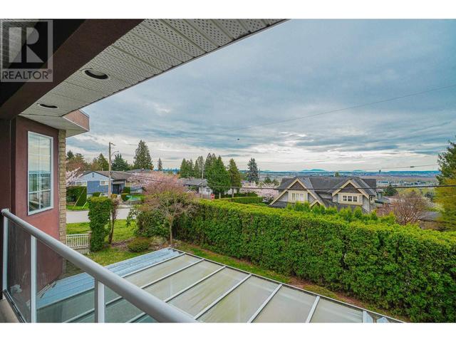 7693 Dow Avenue, House detached with 6 bedrooms, 6 bathrooms and 2 parking in Burnaby BC | Image 20