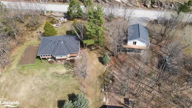 9411 522 Highway, House detached with 5 bedrooms, 2 bathrooms and 8 parking in Parry Sound, Unorganized, Centre Part ON | Image 21