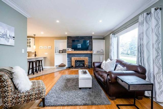52 Drury Lane, House detached with 3 bedrooms, 2 bathrooms and 2 parking in Barrie ON | Image 6