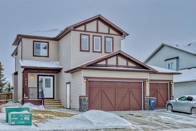 236 Ranch Close, House detached with 2 bedrooms, 1 bathrooms and 6 parking in Wheatland County AB | Image 2