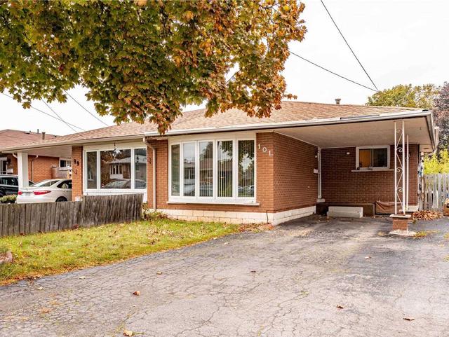 101 Anna Capri Dr, House semidetached with 3 bedrooms, 2 bathrooms and 3 parking in Hamilton ON | Image 1