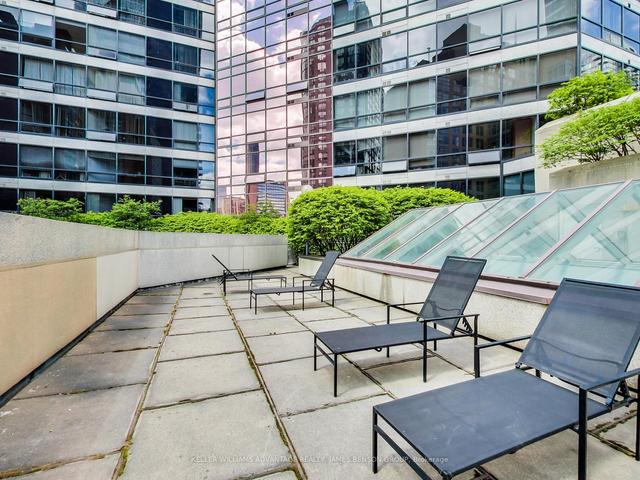 2708 - 1001 Bay St, Condo with 2 bedrooms, 2 bathrooms and 1 parking in Toronto ON | Image 21
