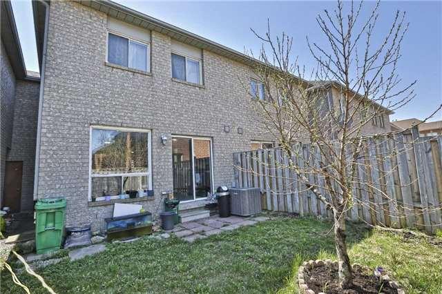 26 Goldenlight Circ, Townhouse with 3 bedrooms, 3 bathrooms and 2 parking in Brampton ON | Image 15