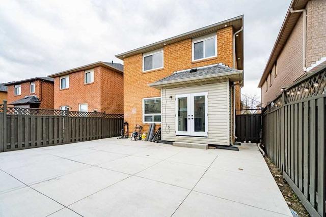 22 Trailridge Dr, House detached with 4 bedrooms, 4 bathrooms and 6 parking in Brampton ON | Image 30
