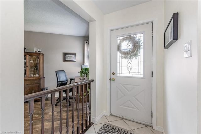 6 Mallard Court, House detached with 4 bedrooms, 3 bathrooms and 4 parking in Guelph ON | Image 14