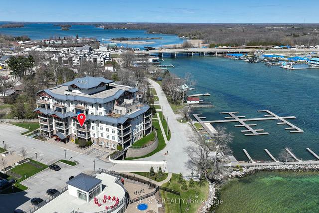 301 - 80 Orchard Point Rd, Condo with 2 bedrooms, 2 bathrooms and 1 parking in Orillia ON | Image 1