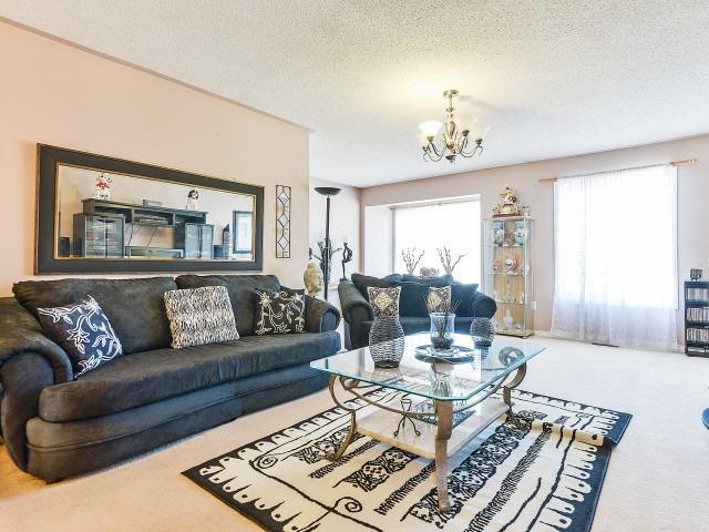 81 Pebblestone Circ, House detached with 4 bedrooms, 3 bathrooms and 4 parking in Brampton ON | Image 11