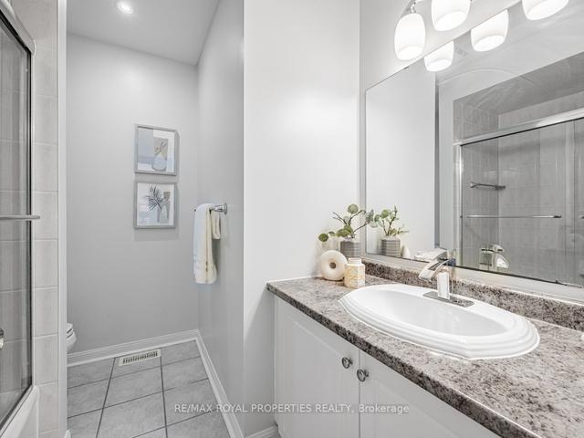 77 Torr Lane, Townhouse with 3 bedrooms, 3 bathrooms and 2 parking in Ajax ON | Image 10