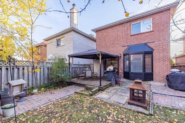 39 Hood Cres, House detached with 3 bedrooms, 3 bathrooms and 4 parking in Brampton ON | Image 17