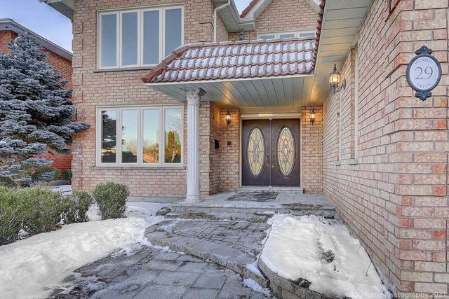 29 Hickory Dr, House detached with 4 bedrooms, 4 bathrooms and 5 parking in Markham ON | Image 1