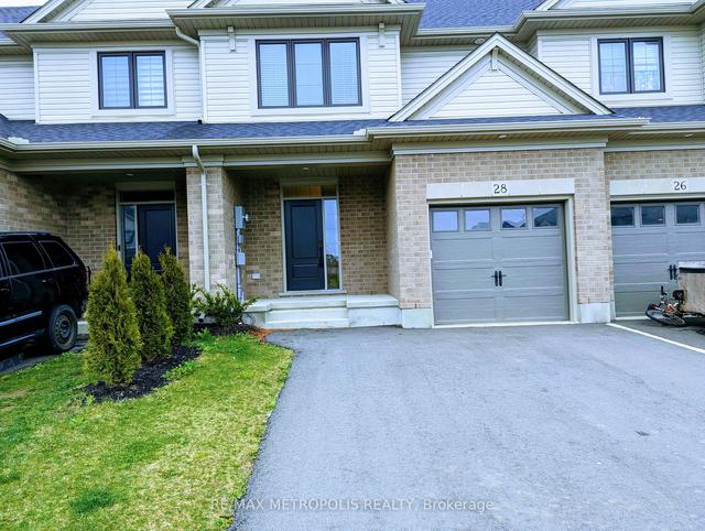28 Keba Cres, House attached with 3 bedrooms, 4 bathrooms and 3 parking in Tillsonburg ON | Image 1