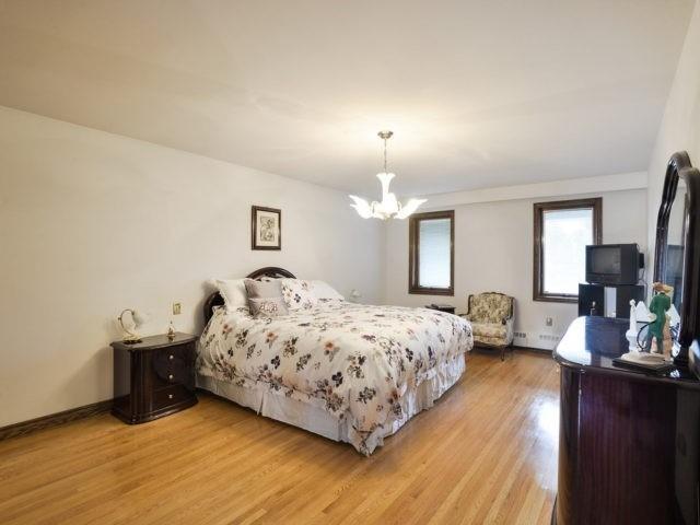 119 Hawman Ave, House detached with 4 bedrooms, 4 bathrooms and 10 parking in Vaughan ON | Image 11
