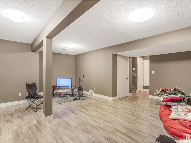 13031 132 Av Nw, House attached with 3 bedrooms, 3 bathrooms and 4 parking in Edmonton AB | Image 37