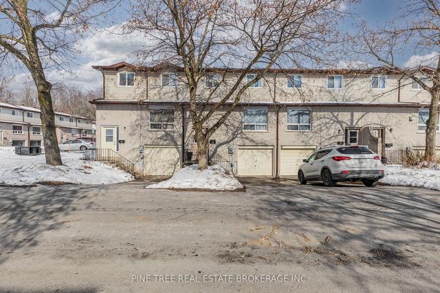 37 - 1095 Mississaga St W, Townhouse with 3 bedrooms, 1 bathrooms and 2 parking in Orillia ON | Image 22