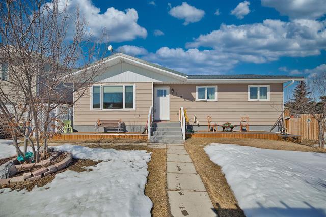 102 Langdon Avenue, House detached with 3 bedrooms, 1 bathrooms and 4 parking in Wheatland County AB | Image 1