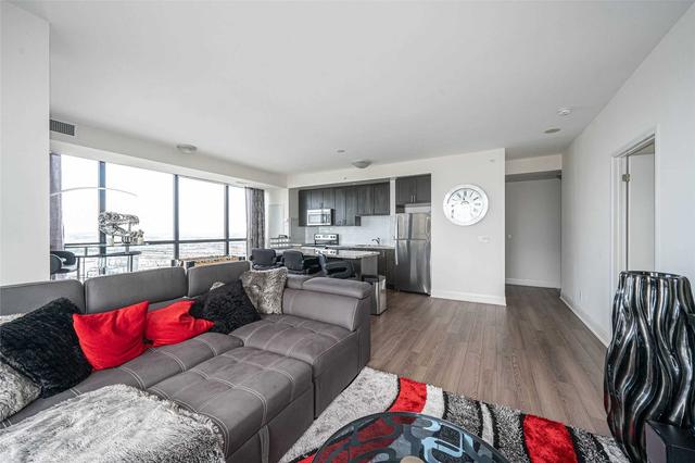 2706 - 2900 Highway 7 Ave, Condo with 2 bedrooms, 2 bathrooms and 2 parking in Vaughan ON | Image 2