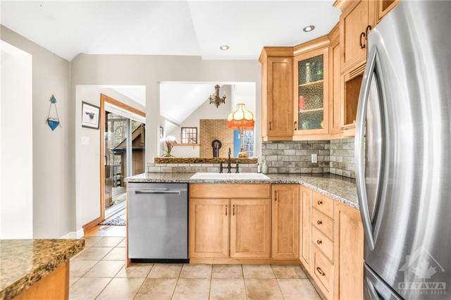 3765 Legault Road, House detached with 3 bedrooms, 2 bathrooms and 6 parking in Clarence Rockland ON | Image 7