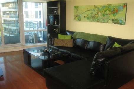1004 - 1 Elm Dr, Condo with 1 bedrooms, 2 bathrooms and 1 parking in Mississauga ON | Image 5