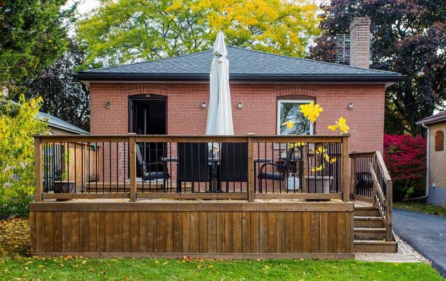 214 Queen St W, House detached with 2 bedrooms, 2 bathrooms and 5 parking in Mississauga ON | Image 28