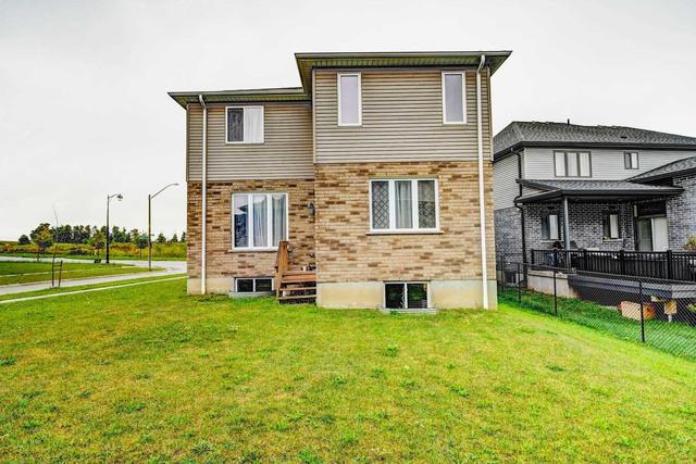 500 Sundew Dr, House detached with 4 bedrooms, 3 bathrooms and 4 parking in Waterloo ON | Image 35