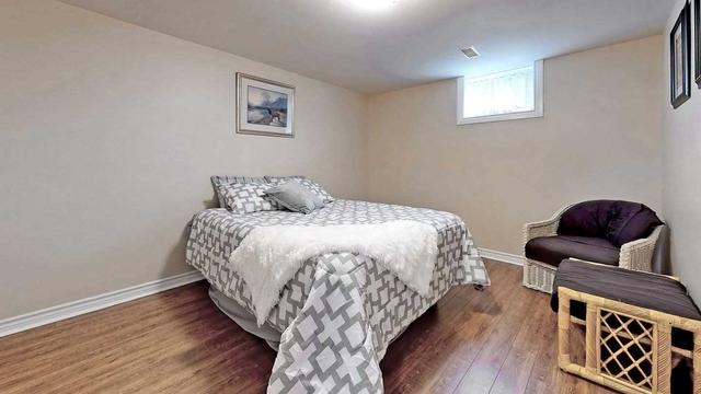 11 Wagner Dr, House detached with 3 bedrooms, 2 bathrooms and 3 parking in Toronto ON | Image 15