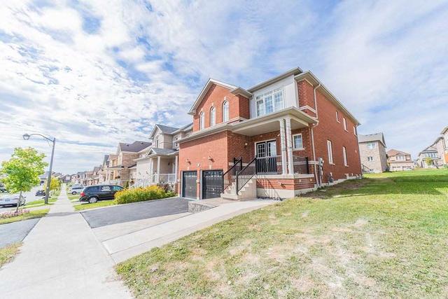 900 William Lee Ave, House detached with 5 bedrooms, 5 bathrooms and 4 parking in Oshawa ON | Image 12