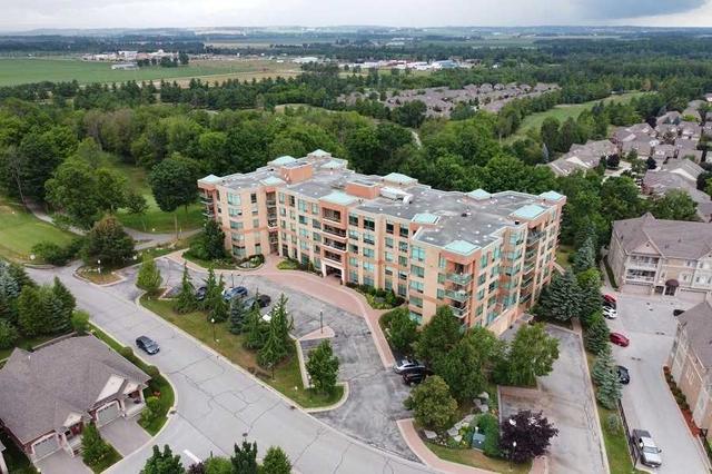 414 - 4 Briar Hill Hts, Condo with 2 bedrooms, 2 bathrooms and 1 parking in New Tecumseth ON | Image 19
