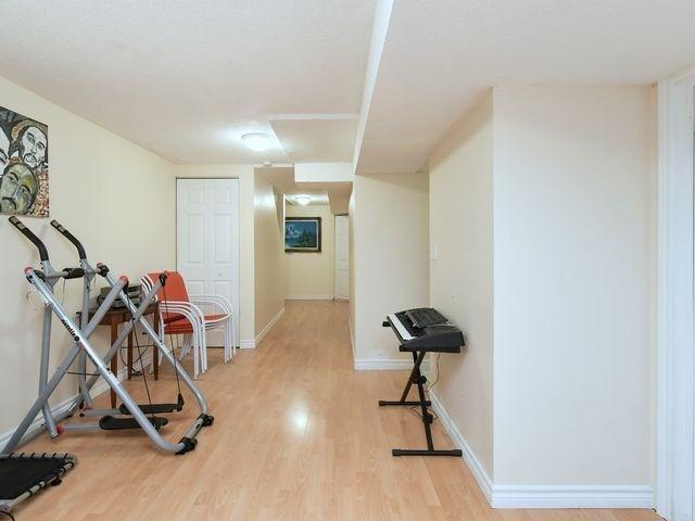 24 Lancewood Cres, Townhouse with 3 bedrooms, 4 bathrooms and 1 parking in Brampton ON | Image 16