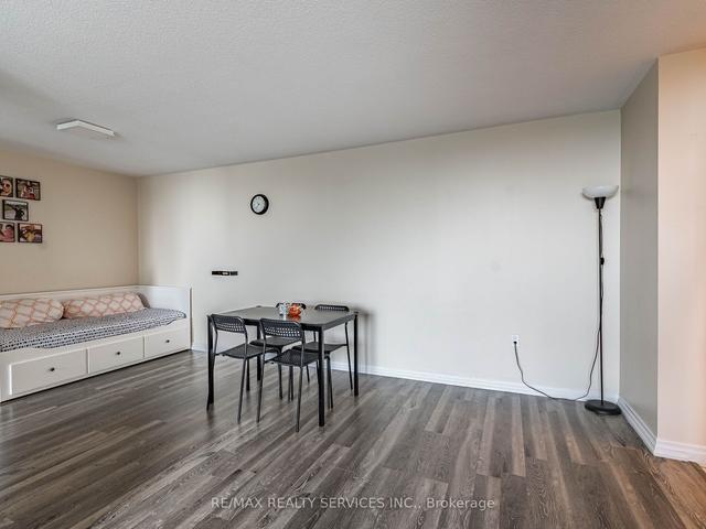 503 - 21 Knightsbridge Rd, Condo with 2 bedrooms, 1 bathrooms and 1 parking in Brampton ON | Image 9