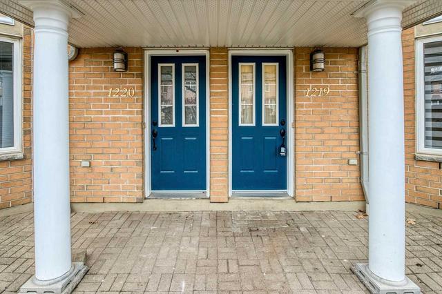 1219 - 28 Sommerset Way, Townhouse with 3 bedrooms, 3 bathrooms and 2 parking in Toronto ON | Image 12