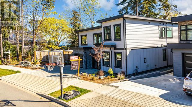 3560 Bonnie Dr, House detached with 4 bedrooms, 4 bathrooms and 2 parking in Nanaimo BC | Image 5