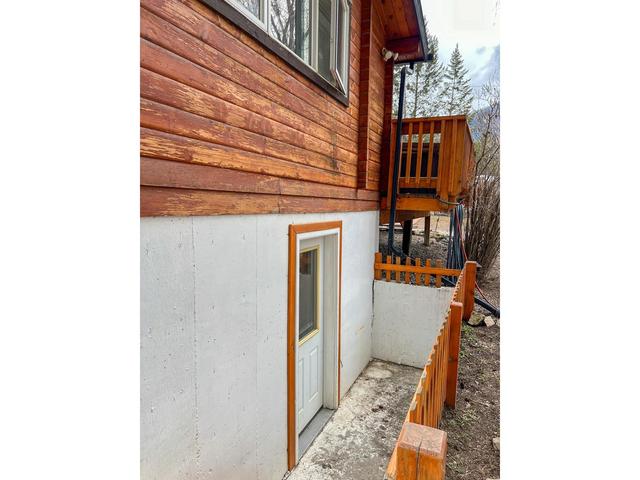 4848 Hammond Avenue, House detached with 4 bedrooms, 2 bathrooms and 8 parking in East Kootenay G BC | Image 29