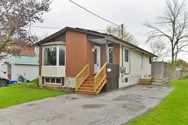 41 Edward St, House detached with 2 bedrooms, 2 bathrooms and 3 parking in Quinte West ON | Image 1
