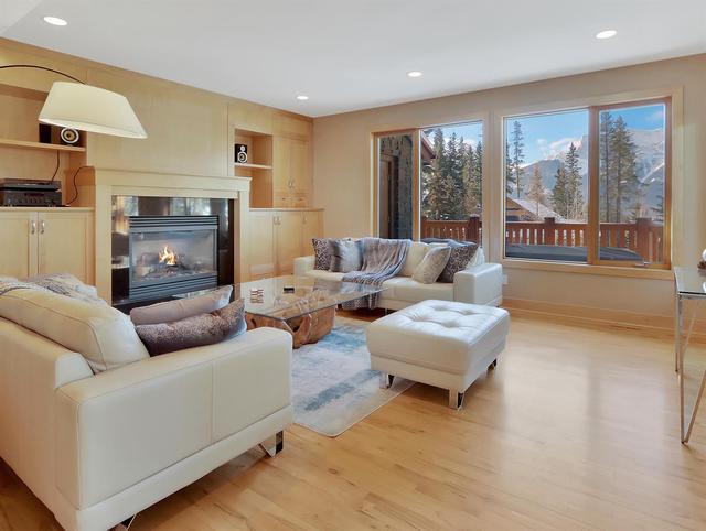 4 - 124 Silvertip Ridge, Home with 4 bedrooms, 3 bathrooms and 4 parking in Canmore AB | Image 1