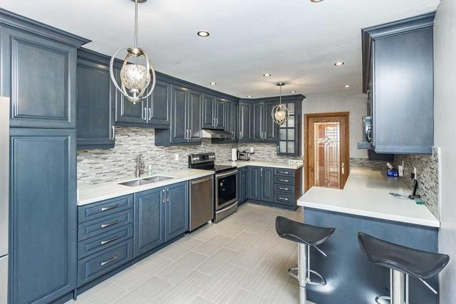 3472 Burningoak Cres, House detached with 4 bedrooms, 4 bathrooms and 4 parking in Mississauga ON | Image 12